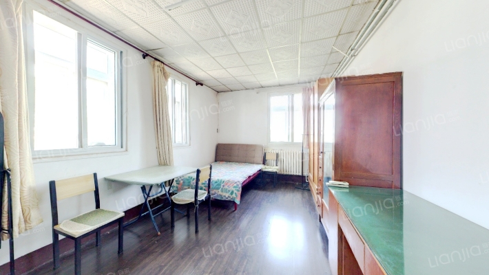 劳卫里二手房实景图