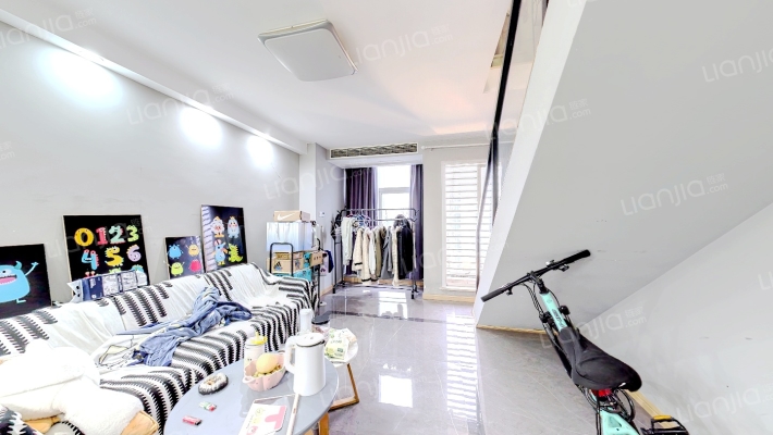 现代广场二手房实景图