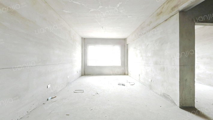 本钢新城佳园二手房实景图