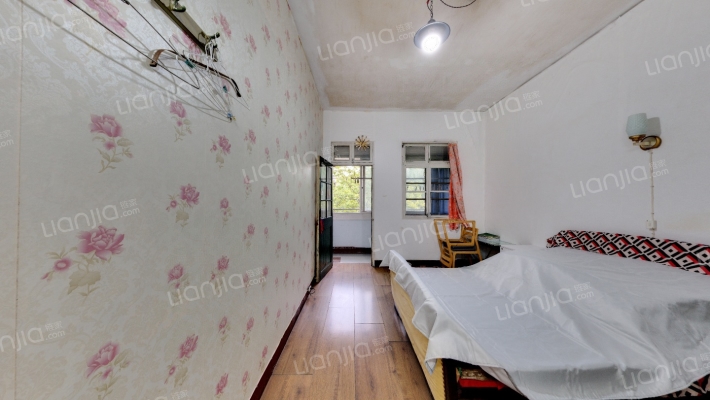 桃花河新村二手房实景图