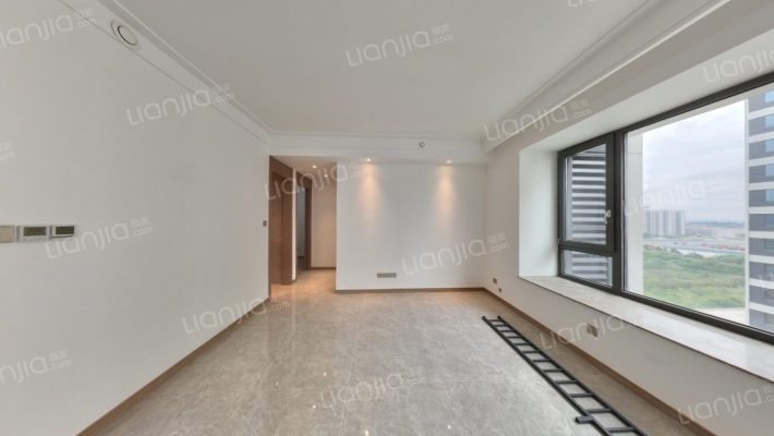 天朗云熙二手房实景图