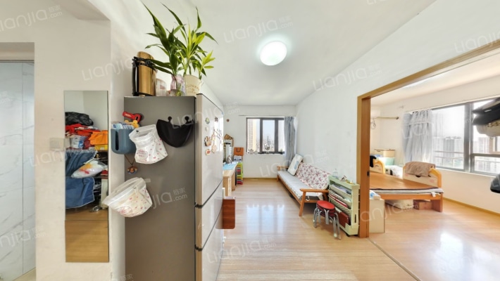 洋唐居住区二手房实景图