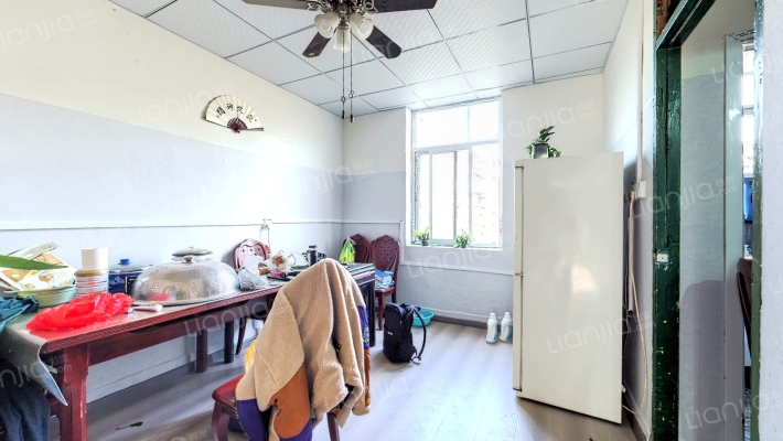 康美社区二手房实景图