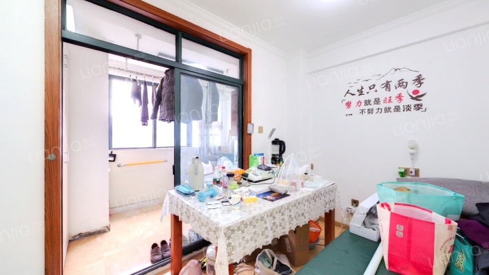 御座大厦二手房实景图