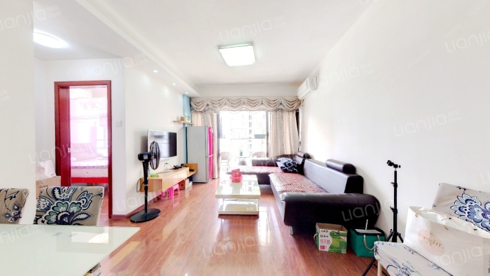 晶地顺苑二手房实景图