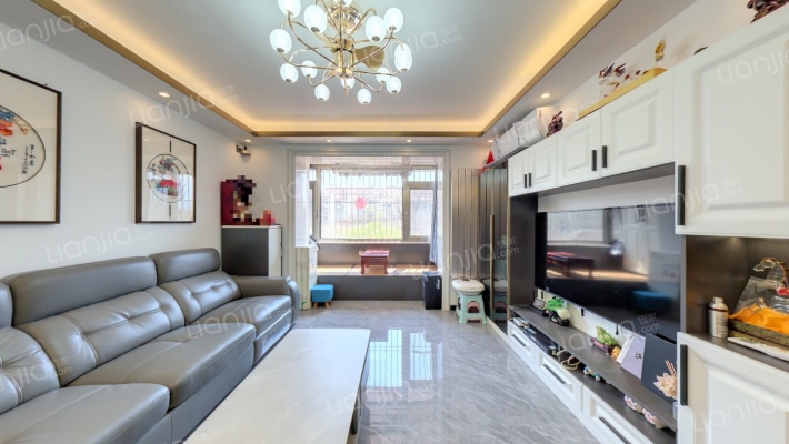 现代生活二手房实景图