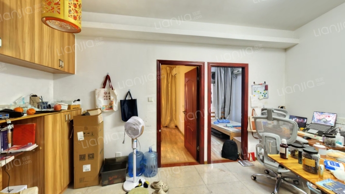 博仕后家园B区二手房实景图