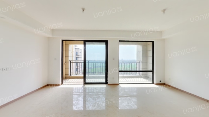 绿地国宝21城三期二手房实景图