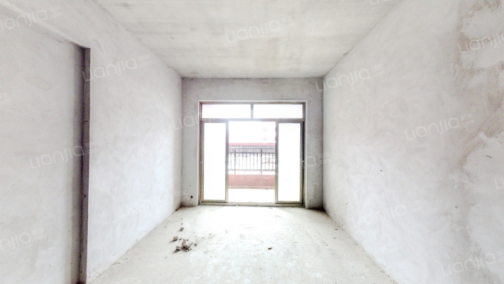 泰城幸福里二手房实景图