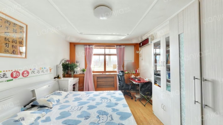 龙陵里二手房实景图