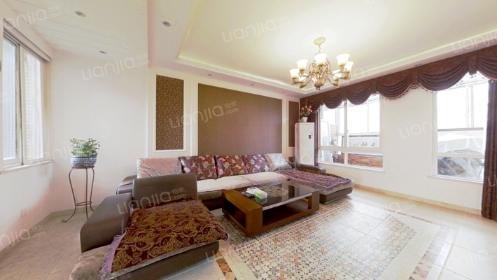 天鹅堡二手房实景图