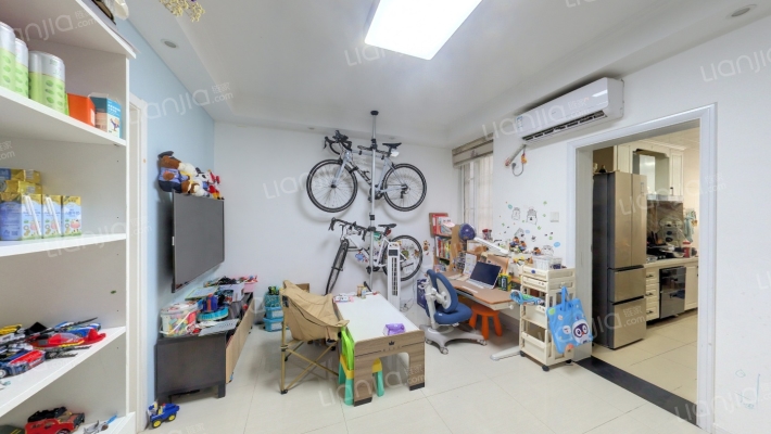 南方花园B组团二手房实景图