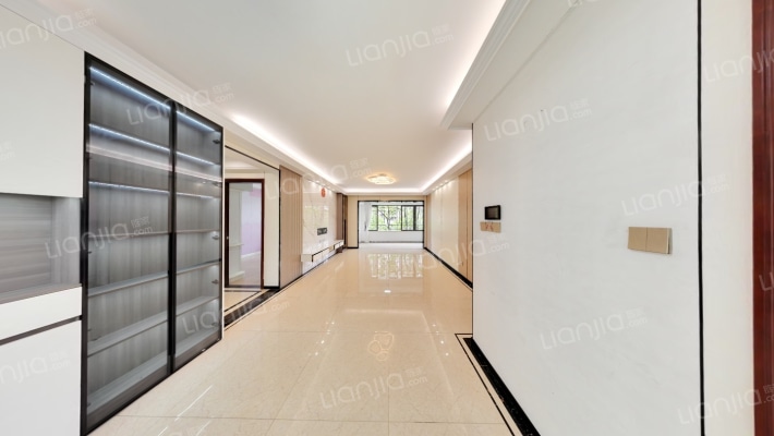 中海云麓公馆二手房实景图