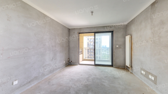 绿地香湖湾2号院二手房实景图