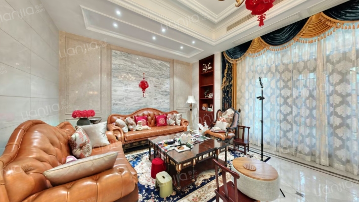 朗悦湾西区二手房实景图