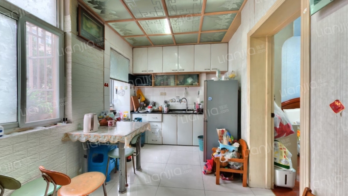 山潘一村二手房实景图