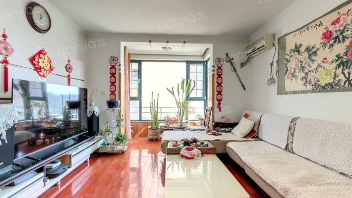 艺术名家二手房实景图