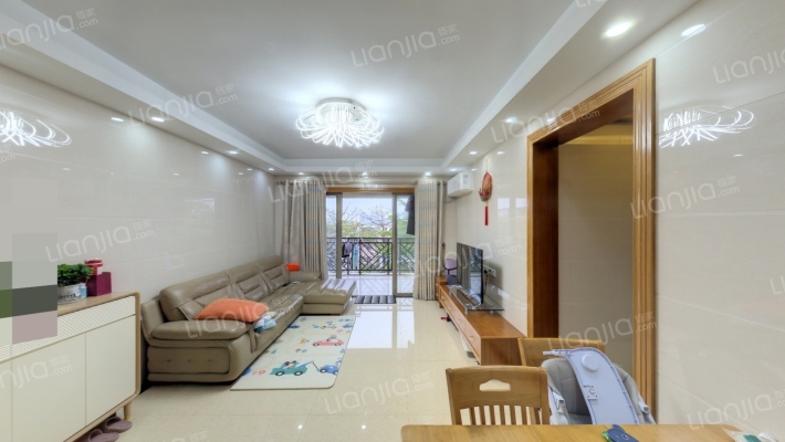 瀚成华府二手房实景图