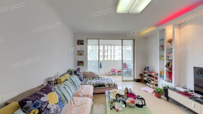 蓝宝石花园二手房实景图