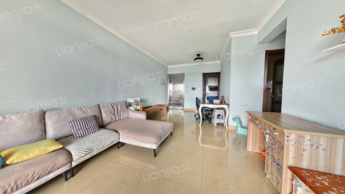 碧桂园柏丽湾二手房实景图