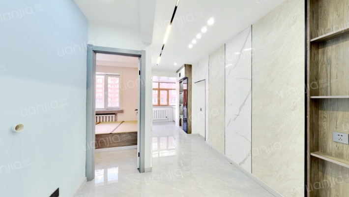 南极三道街二手房实景图