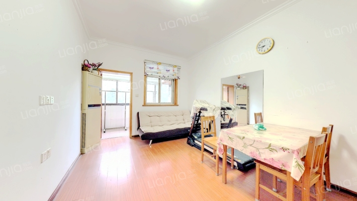 康藏路小区二手房实景图