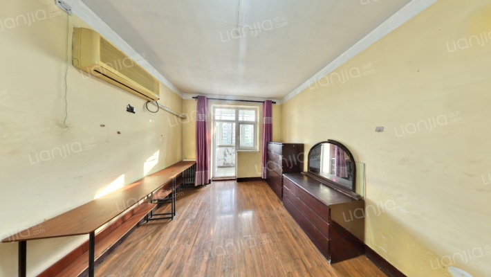 骏骥里二手房实景图