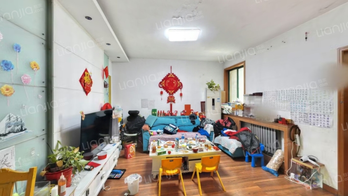 春天花园二手房实景图