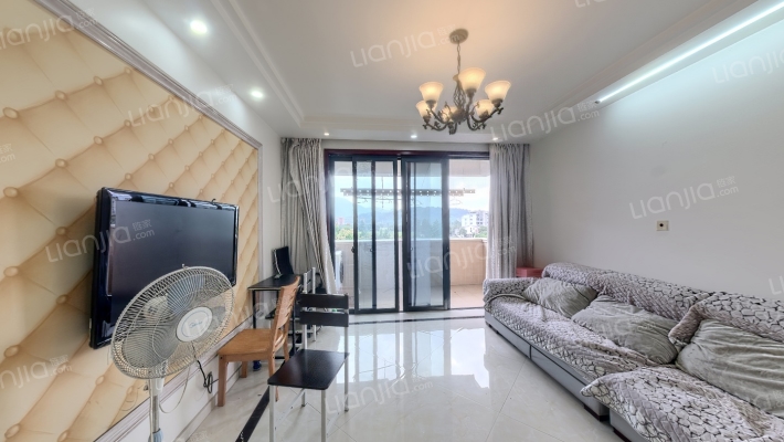 蓝庭国际二手房实景图