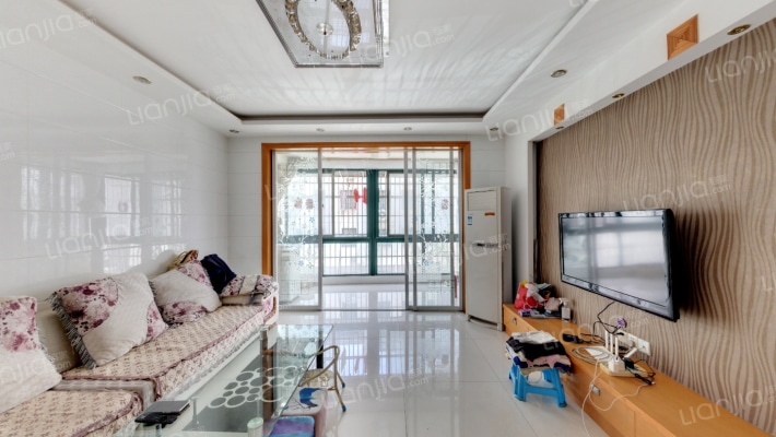 四季花苑二手房实景图