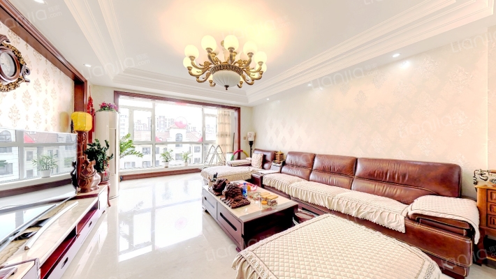 福佳机场前院二手房实景图