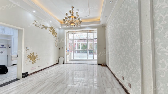 亚特尔理想城二手房实景图