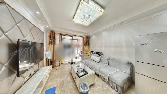 新城柏丽湾二手房实景图