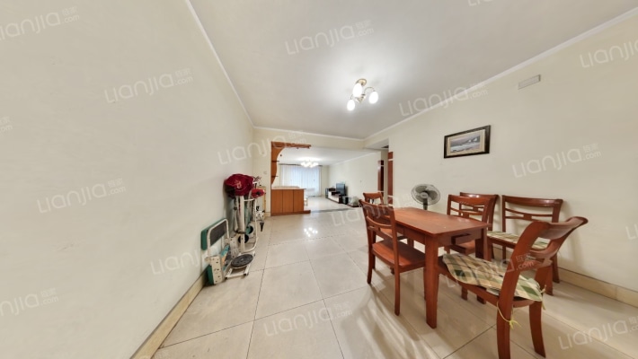 体育新村二手房实景图