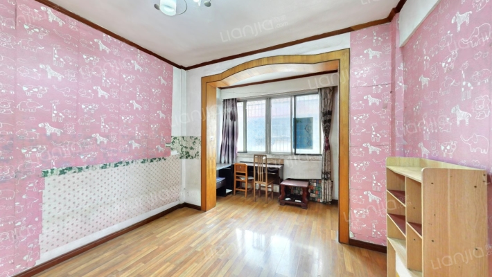 梅花苑二手房实景图