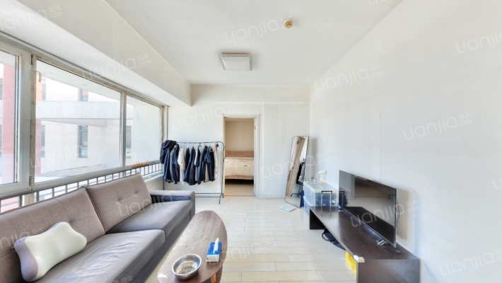 银湾国际广场二手房实景图