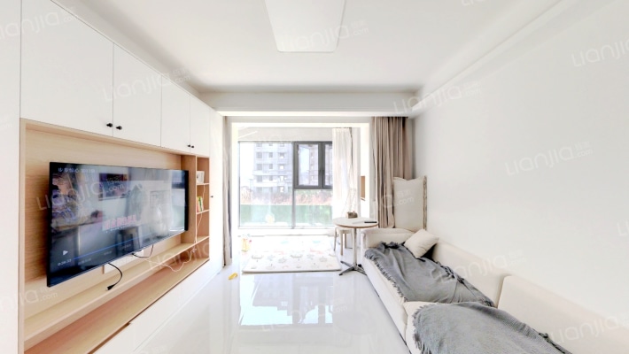 鸿海沁园二手房实景图