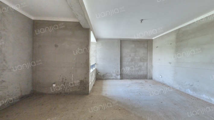 质晟嘉苑二手房实景图