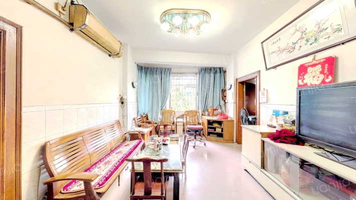 新景楼(黄埔区)二手房实景图