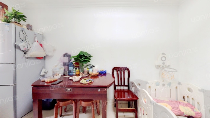 七古登市教委宿舍二手房实景图