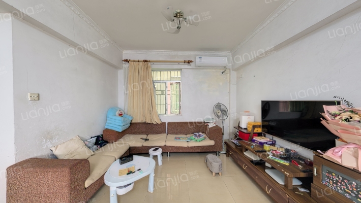 夏美大厦二手房实景图