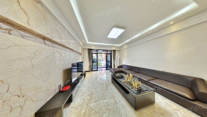 凤凰湾纯水岸二手房实景图