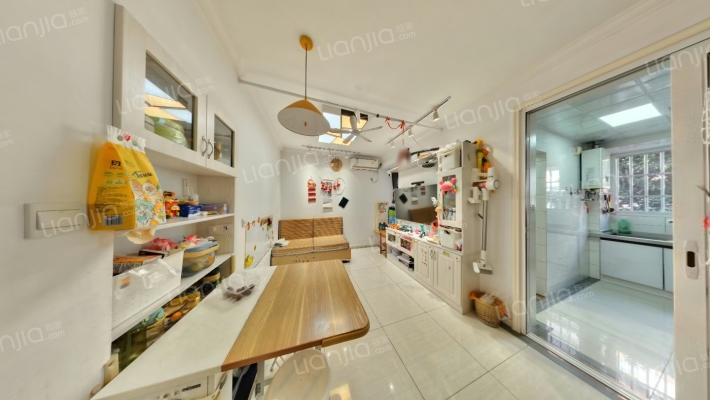 燕归园20号小区二手房实景图