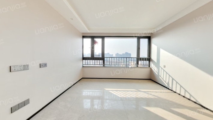 首开金地鹭鸣北湖二手房实景图