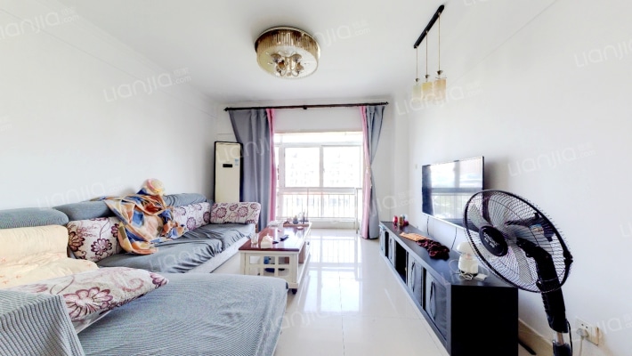 蓝色空间蓝月二手房实景图