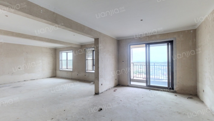 华西中梁国宾金座二手房实景图