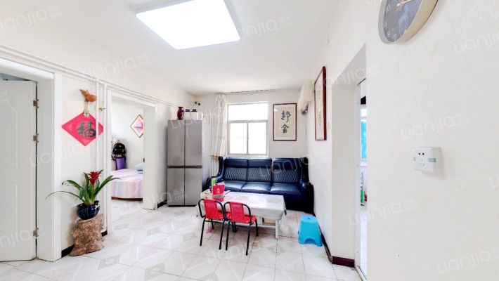 纬二路8号院二手房实景图