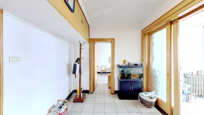 长征街电机厂宿舍二手房实景图