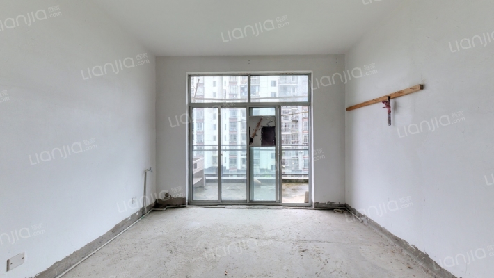 天一尊邸二手房实景图