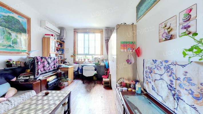 莲湖路136号院二手房实景图